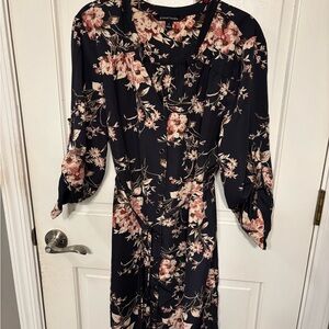 41 Hawthorn Navy Floral 3/4 Button Sleeve Dress